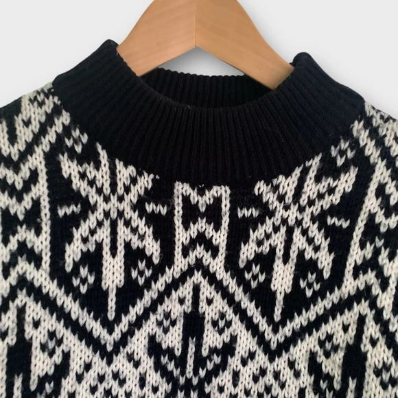 VINTAGE Fair Isle Nordic Sweater - Picture 2 of 4